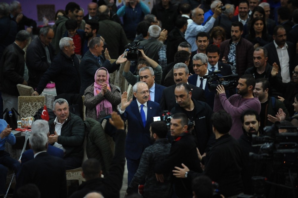 Kılıçdaroğlu esnaf ve STK temsilcileriyle buluştu 