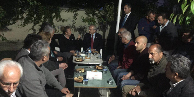 Kılıçdaroğlu şehit aileleriyle resmen alay etti