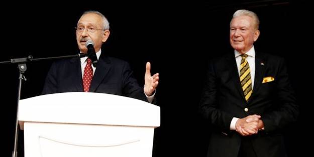 Kılıçdaroğlu'ndan İslam düşmanı gazeteciye övgü!