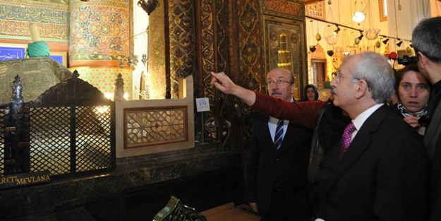 Kılıçdaroğlu'ndan Türbe ziyaretİ