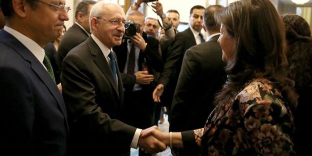 Kılıçdaroğlu'ndan Pervin Buldan'a 19 Mayıs telefonu: Hep birlikte kutlanacak bayramları özledik