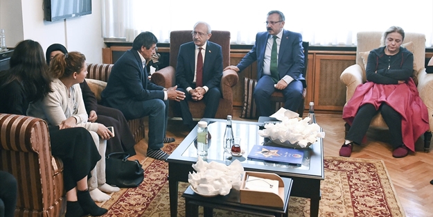 Kılıçdaroğlu'ndan şehit olan Tümgeneral Aydın'ın ailesine ziyaret