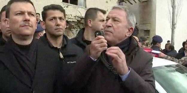 Kılıçdaroğlu'nu linçten kurtaran Hulusi Akar'a Sol ve Kemalist medyadan linç!