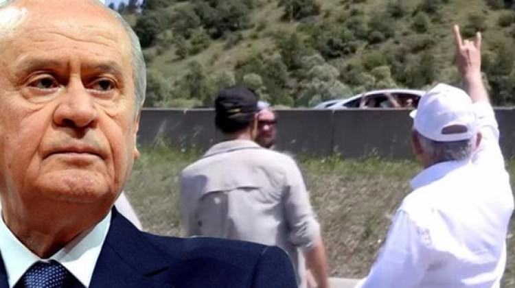 Kılıçdaroğlu'nun bozkurt işaretine cevap