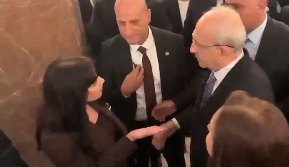 Kılıçdaroğlu’nun koruması muhabire müdahale etti, ortalık karıştı! CHP ile muhabirlerin arasını açan olay!
