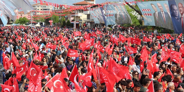 Kılıçdaroğlu'nun mitingi öncesi CHP'de toplu istifa depremi