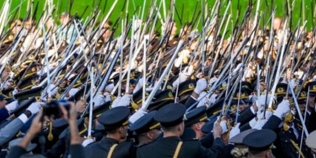 Kılıçlı yemin törenine inceleme kararı!