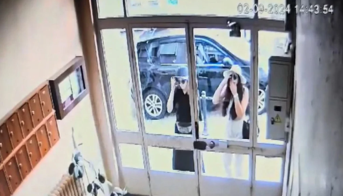 Kılık değiştirip hırsızlık yaptılar