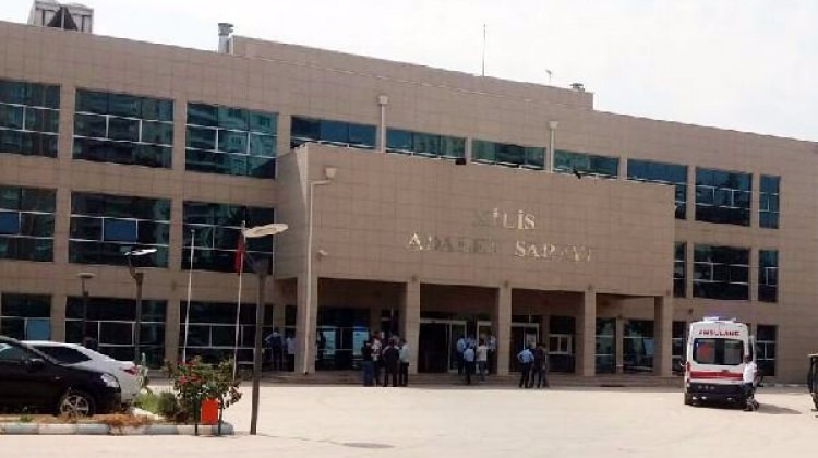 Kilis Adliyesi'nde silahlı kavga!