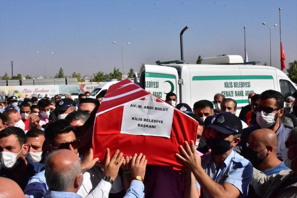 Kilis Belediye Başkanı M. Abdi Bulut’a gözyaşı