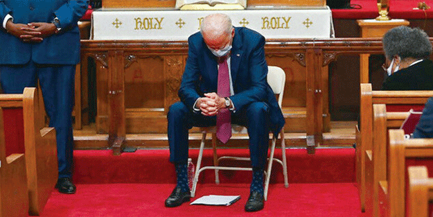 Kilise Biden’ı aforoz etti! İşte sebebi