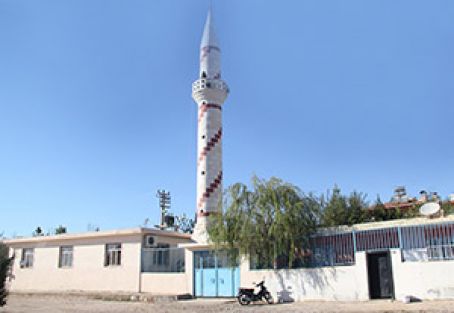 Kilise hayranı BDP cami yıkacak!