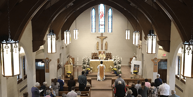 Kilisede izdiham: En az 30 ölü!