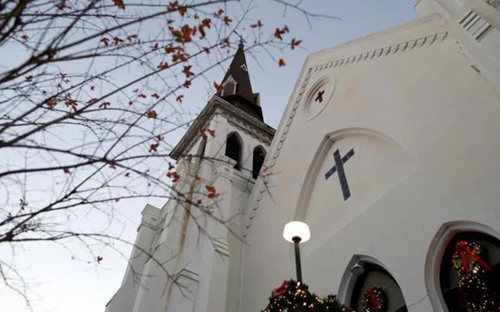 Kilisede mide bulandıran olay! Tam 87 kişi...