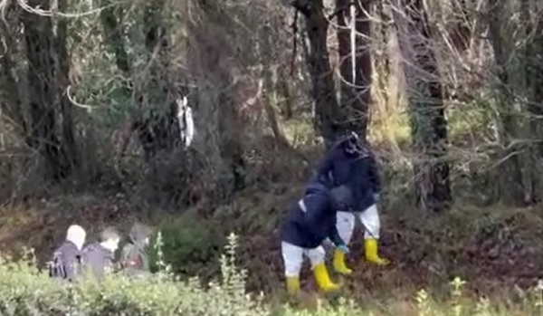 Kiliseye saldırmışlardı! Silahın parçaları bakın nerede bulundu