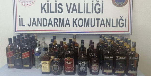 Kilis'te kaçak içki operasyonu: 49 şişe ele geçirildi