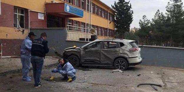  Kilis'te okul bahçesine düşen roket sonrası bir öğrenci öldü