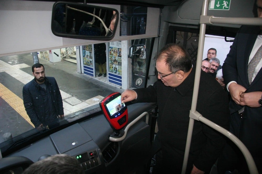 Kilis’te şehiriçi minibüslerde kart dönemi 