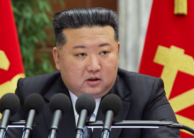 Kim Jong-un orduya O emrİ verdi! Nükleer silahları kullanmaya hazır olun