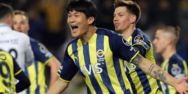 Kim Min-Jae Napoli'ye imza atıyor