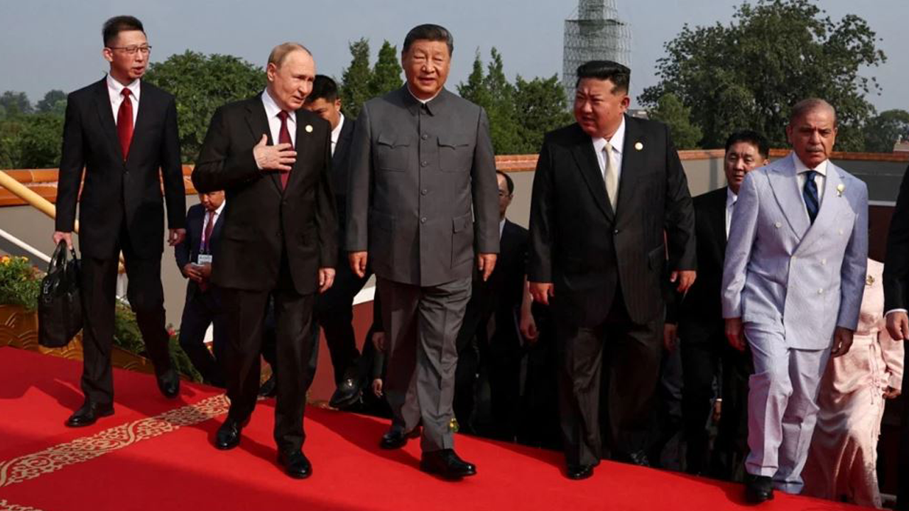 Kim, Şi ve Putin, dünyaya mesaj mı verdi? Ayaküstü ölümsüzlüğü konuştular!