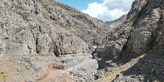 Kimi gömüldü kimi kaçtı! PKK'nın defolduğu yerden son kareler