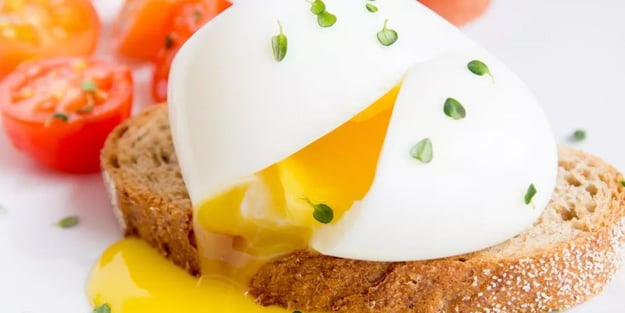 Kimse bilmiyor ama B vitamini deposu yumurtanın sarısında gizli! Yemeyenleri bu hastalıklar bekliyor