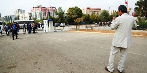Kimse gelmedi boş meydana hitap etti!