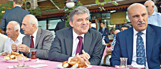 ‘Kimse kimseden üstün değil’