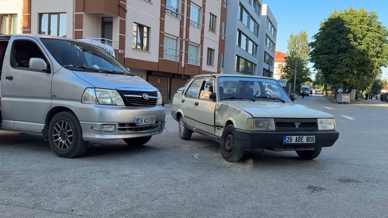 Kimsenin burnu bile kanamamıştı ama kaza sonrası çıkan kavgada 6 kişi hastanelik oldu