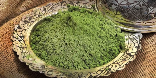 Kınanın saçlara öyle faydaları var ki!