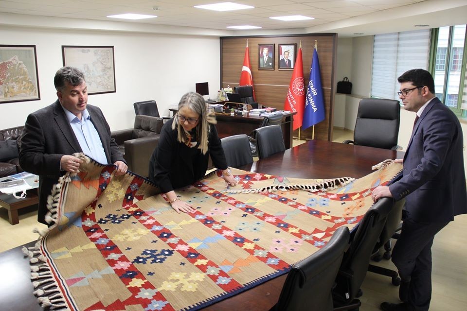 Kınık’ın kilimleri markalaşma yolunda 