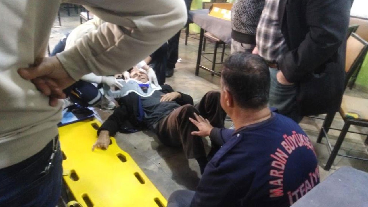 Kıraathanede ölümden döndüler