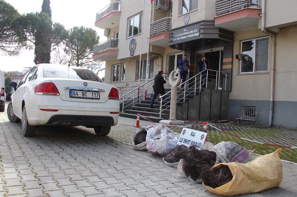 Kiralık araçla kablo hırsızlığına suçüstü 