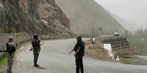 Kırgızistan ile Tacikistan sınırında çıkan silahlı çatışmada 11 kişi yaralandı