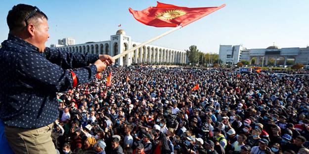 Kırgızistan'da darbe şüphesi! Milletvekili gözaltına alındı