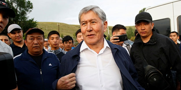Kırgızistan'ın eski Cumhurbaşkanı Atambayev ülkeden ayrıldı