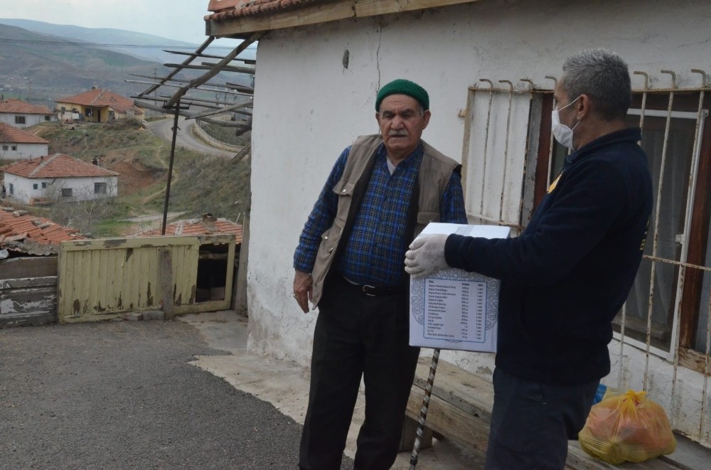 Kırıkkale Belediyesi bin ailenin ihtiyacını karşıladı 