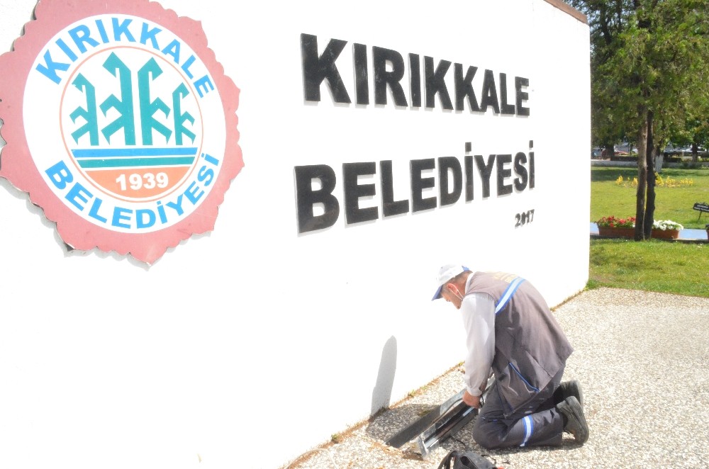 Kırıkkale Belediyesi çalışmalarını sürdürüyor 
