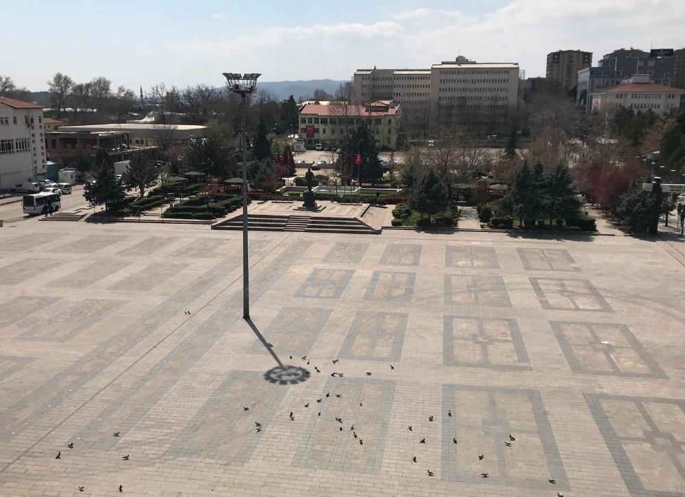 Kırıkkale büyükşehir olmadığı halde yasağa uydu 