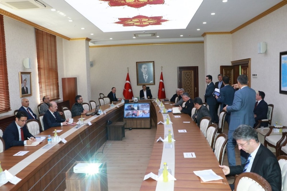 Kırıkkale’de 65 yaş üstü insanların ihtiyaçları için 40 ekip görevde 