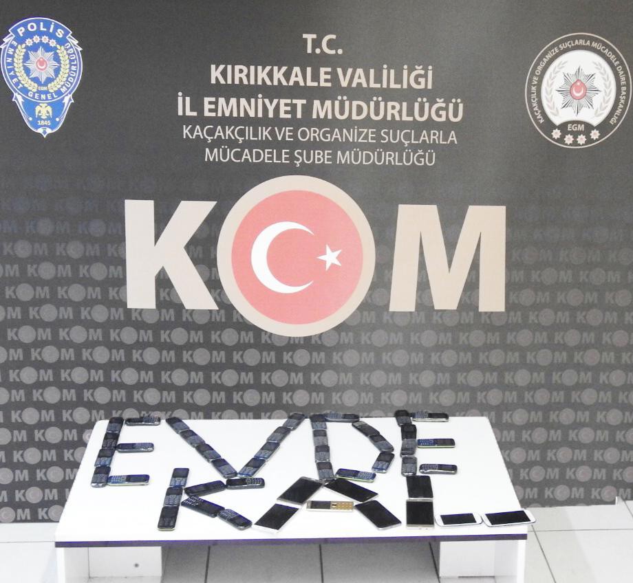 Kırıkkale’de 66 gümrük kaçağı telefon ele geçirildi 