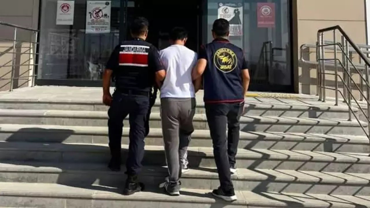 Kırıkkale’de 98 Suç Kaydı Olan Firari Yakalandı