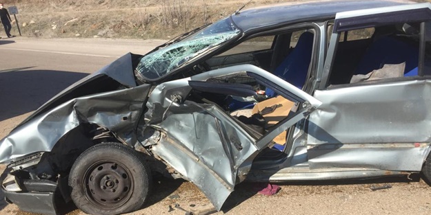 Kırıkkale'de feci kaza: Yaralılar var