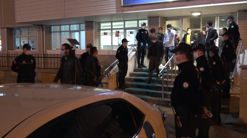 Kırıkkale’de gece yarısı kumar operasyonu: 28 kişiye 88 bin sosyal mesafe cezası 