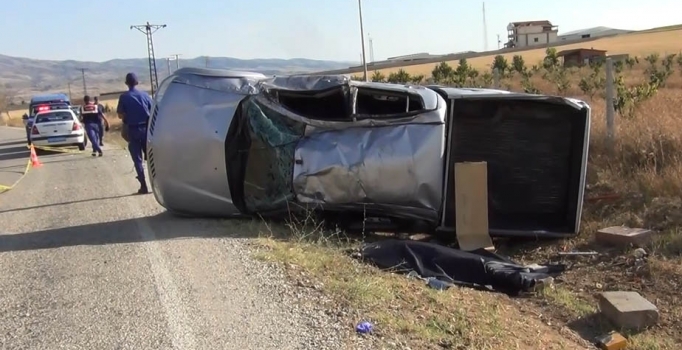 Kırıkkale'de kamyonet şarampole uçtu: 1 ölü, 3 yaralı