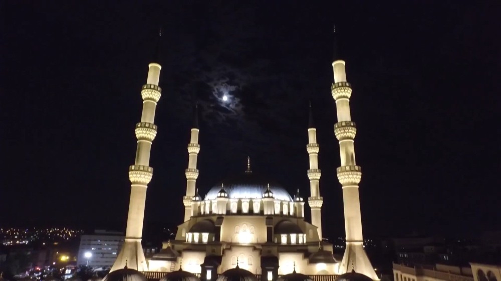 Kırıkkale’de Miraç Kandili’nde camiler boş kaldı 
