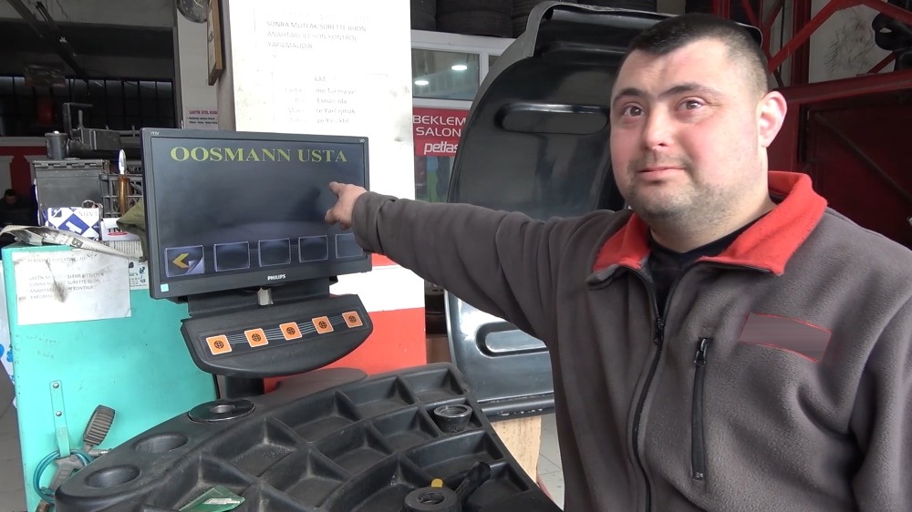 Kırıkkale’nin tek down sendromlu oto lastik ustası 