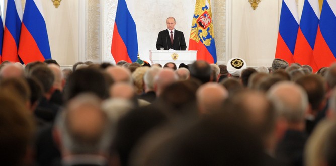 Kırım resmen Rusya’ya bağlandı