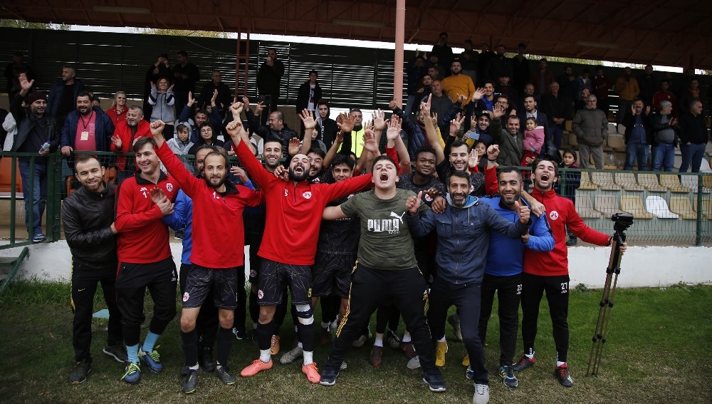 Kırkgöz Döşemealtı Belediye Spor Play-Of yolunda Beymelek engelini tek golle geçti 